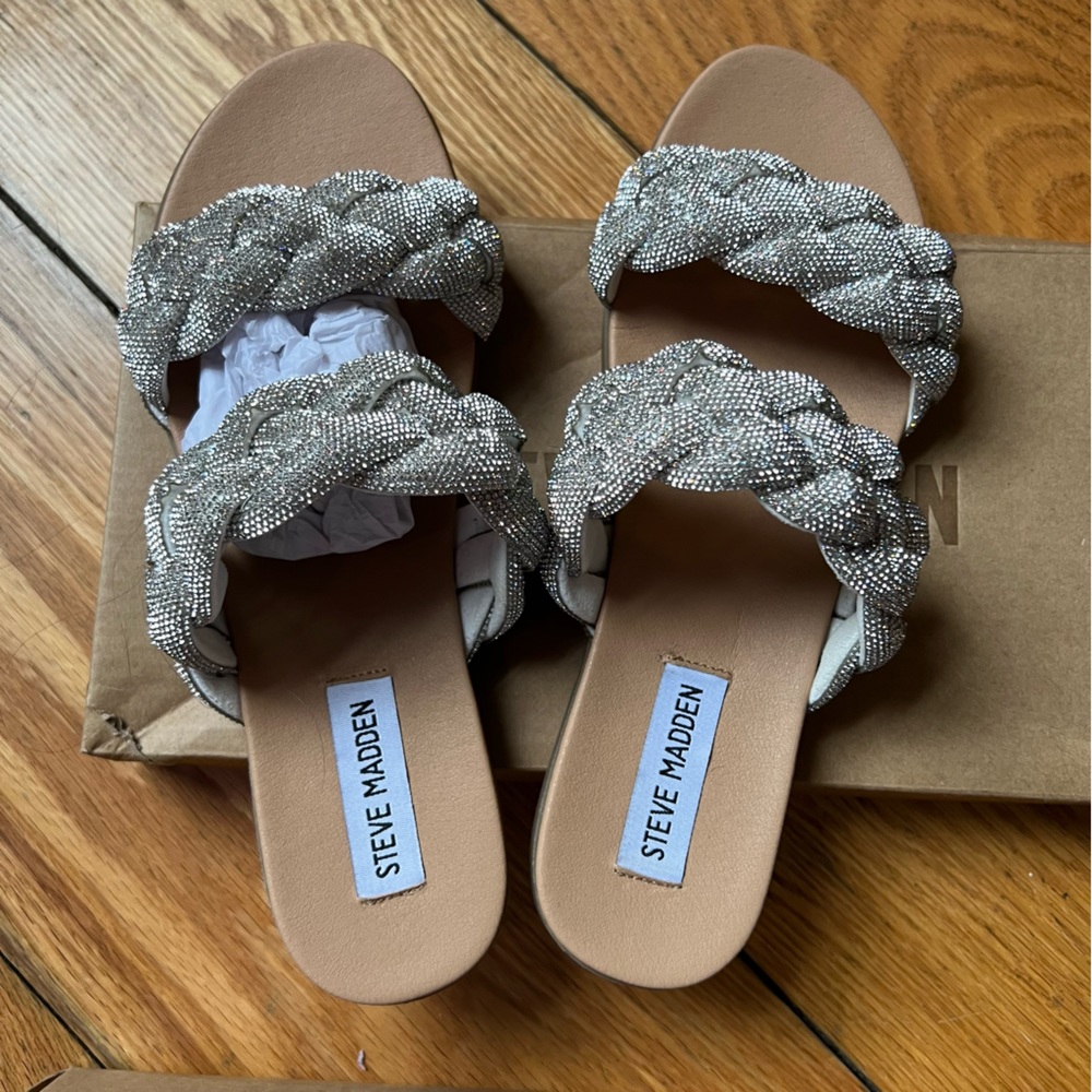 NWT Steve Madden Dolan Sandal